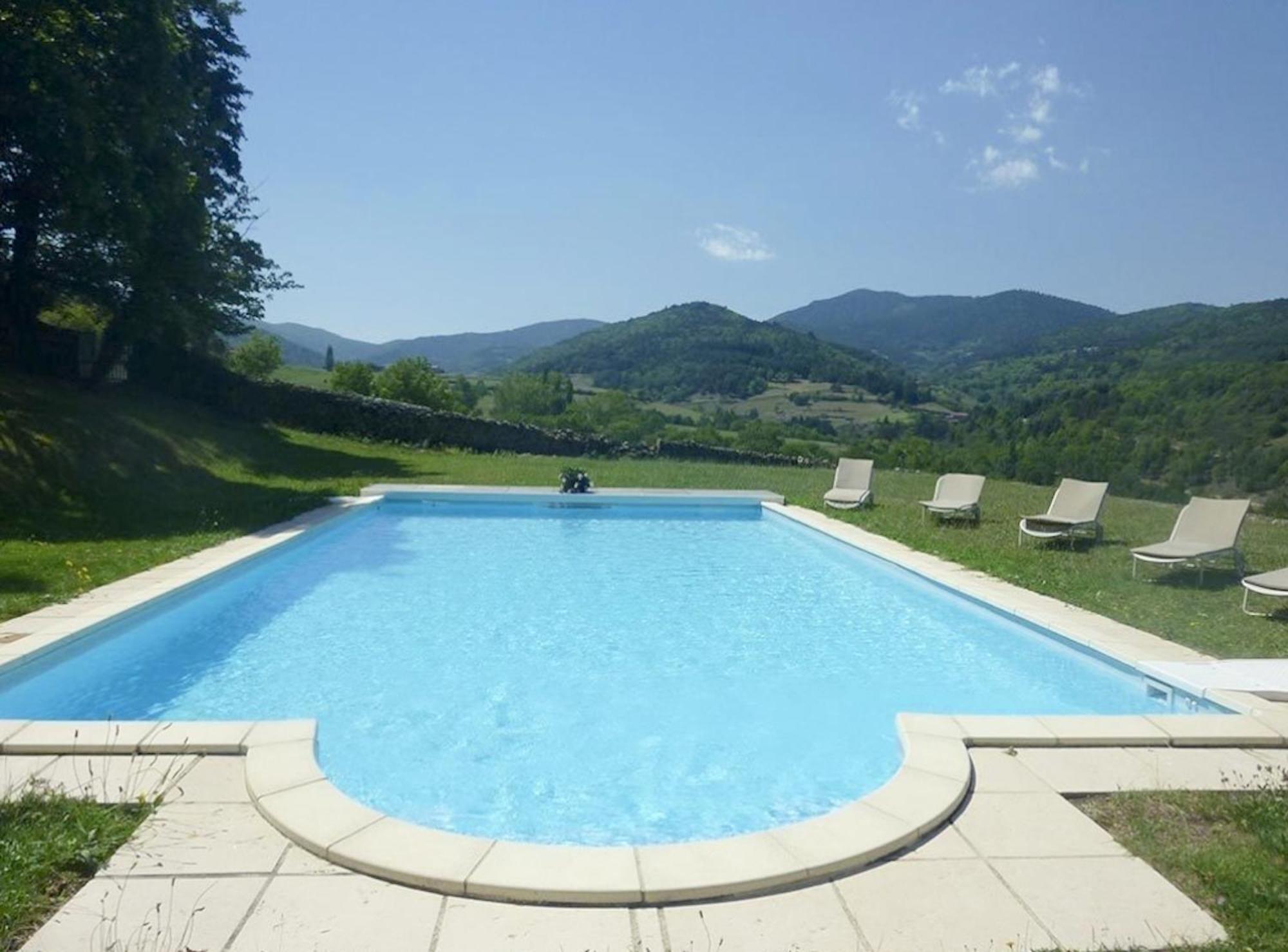 Manoir Majestueux A Satillieu Avec Piscine Privee Kültér fotó